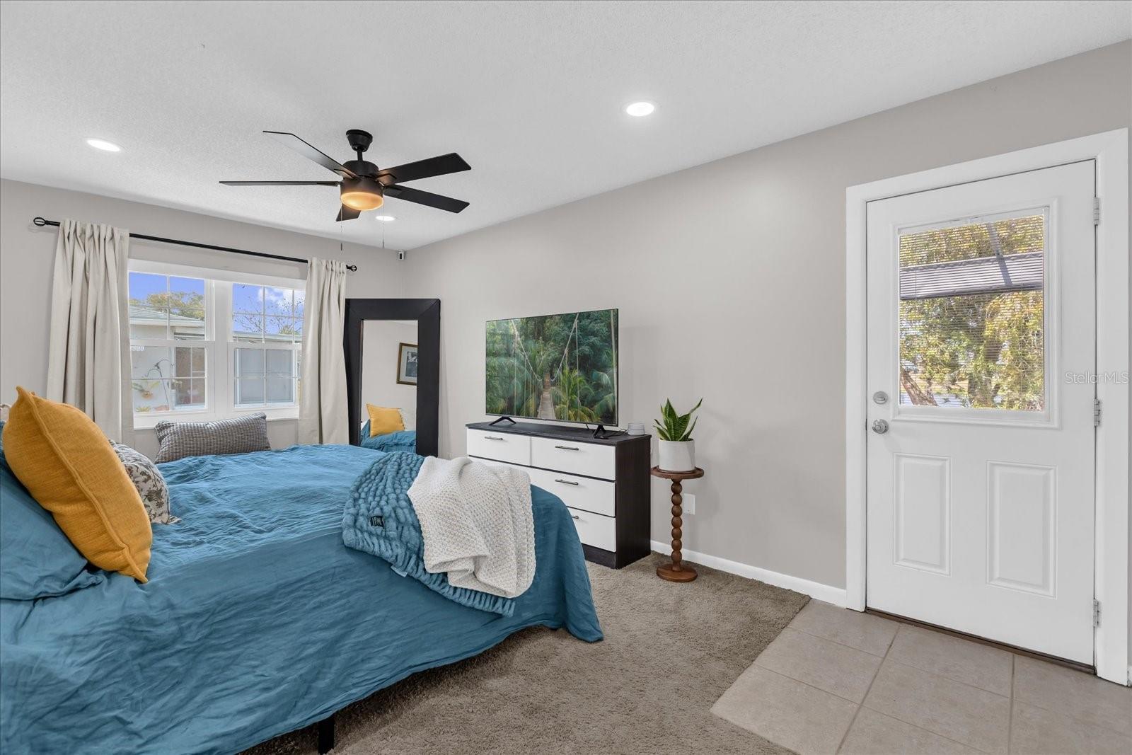 Image 16 of 27 For 11137 Acme Drive 207 A