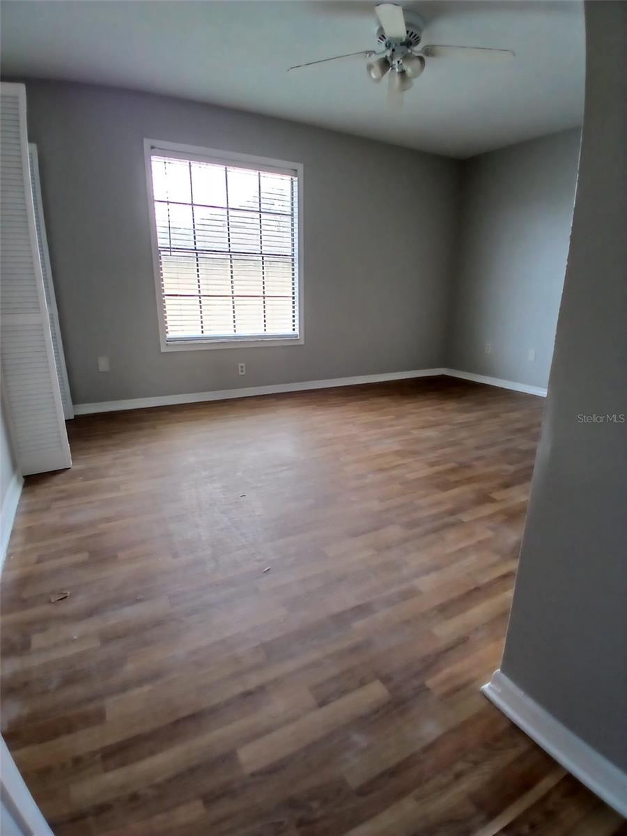 Image 11 of 29 For 7454 Wynnewood Square 188