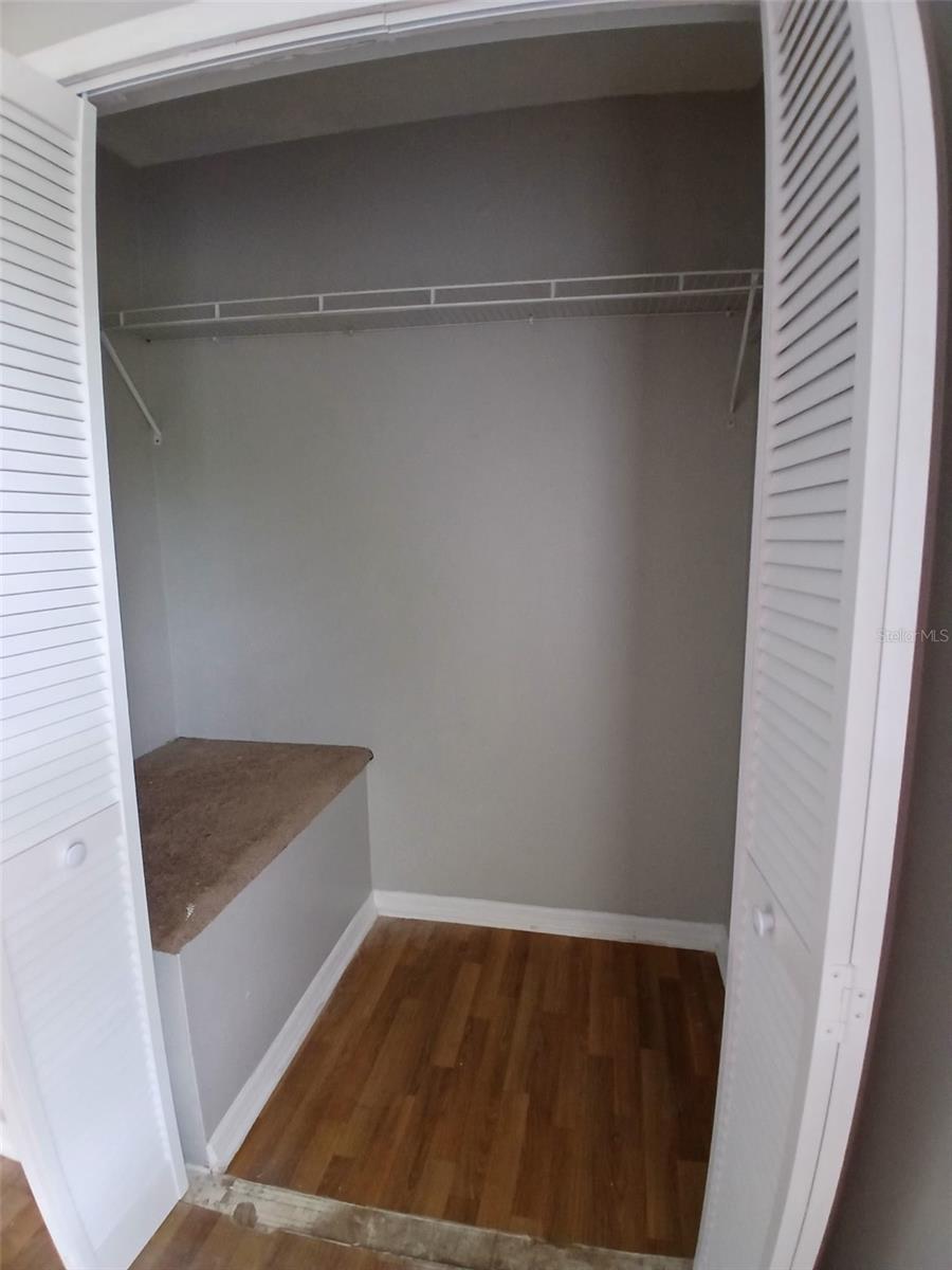 Image 13 of 29 For 7454 Wynnewood Square 188