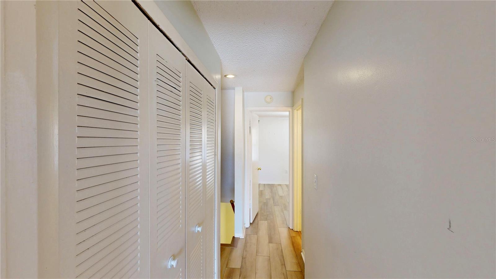 Image 19 of 29 For 404 Orlando Avenue 8b