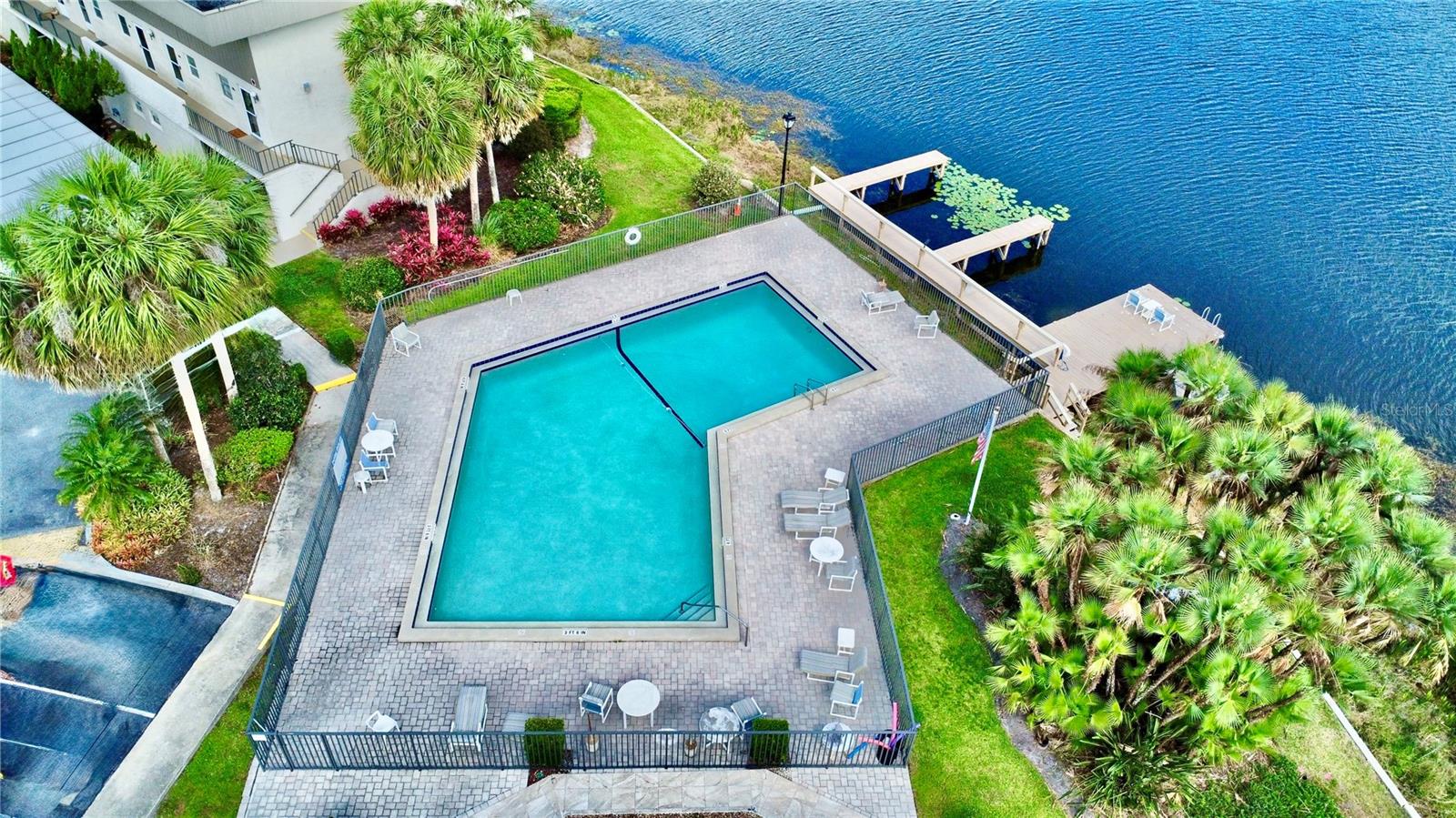 Image 27 of 29 For 404 Orlando Avenue 8b