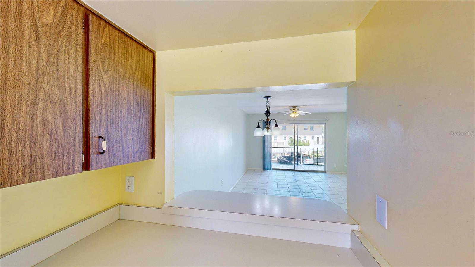 Image 7 of 29 For 404 Orlando Avenue 8b