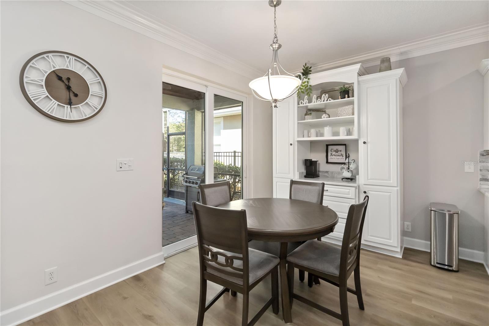 Image 13 of 32 For 440 Victoria Park Drive