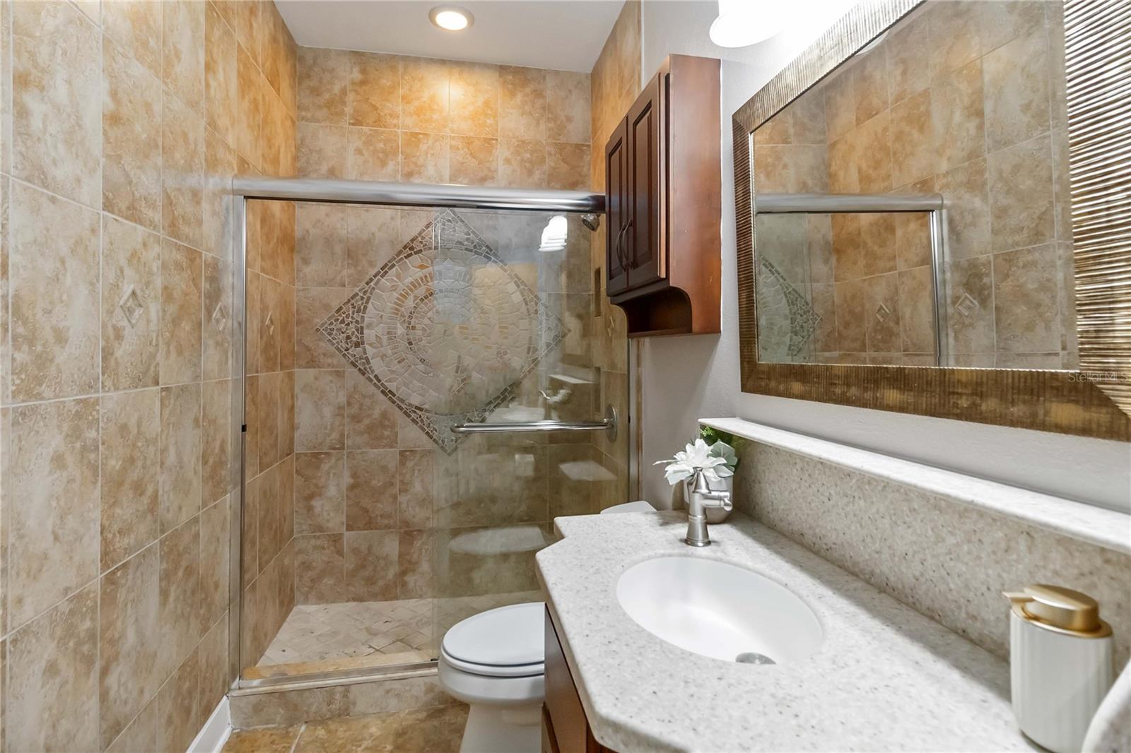 Image 25 of 32 For 440 Victoria Park Drive