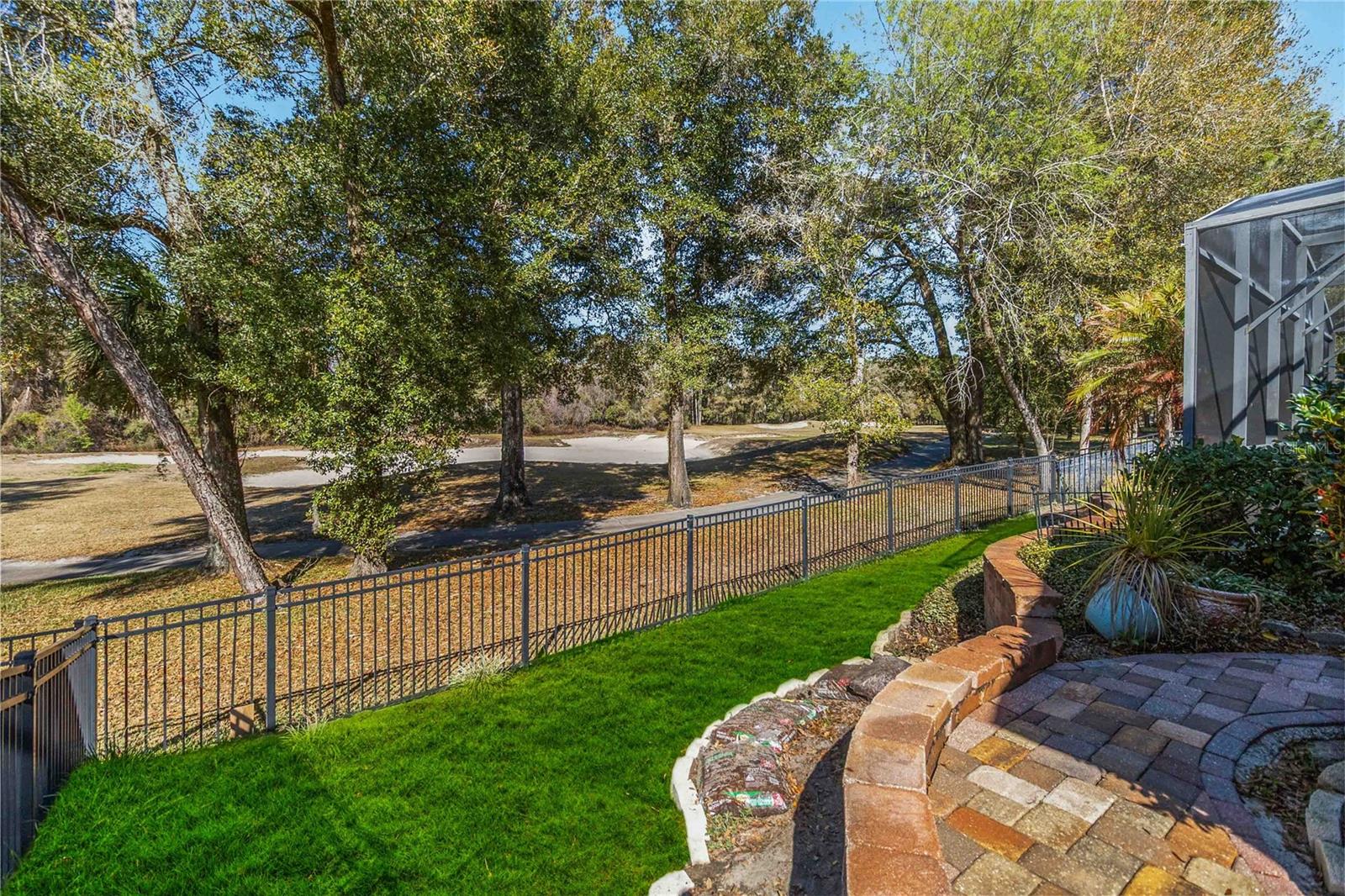 Image 29 of 32 For 440 Victoria Park Drive