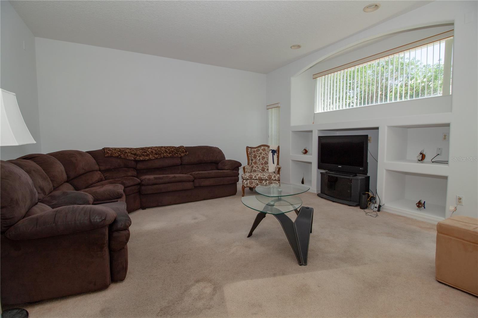 Image 11 of 26 For 2621 Shirehall Lane