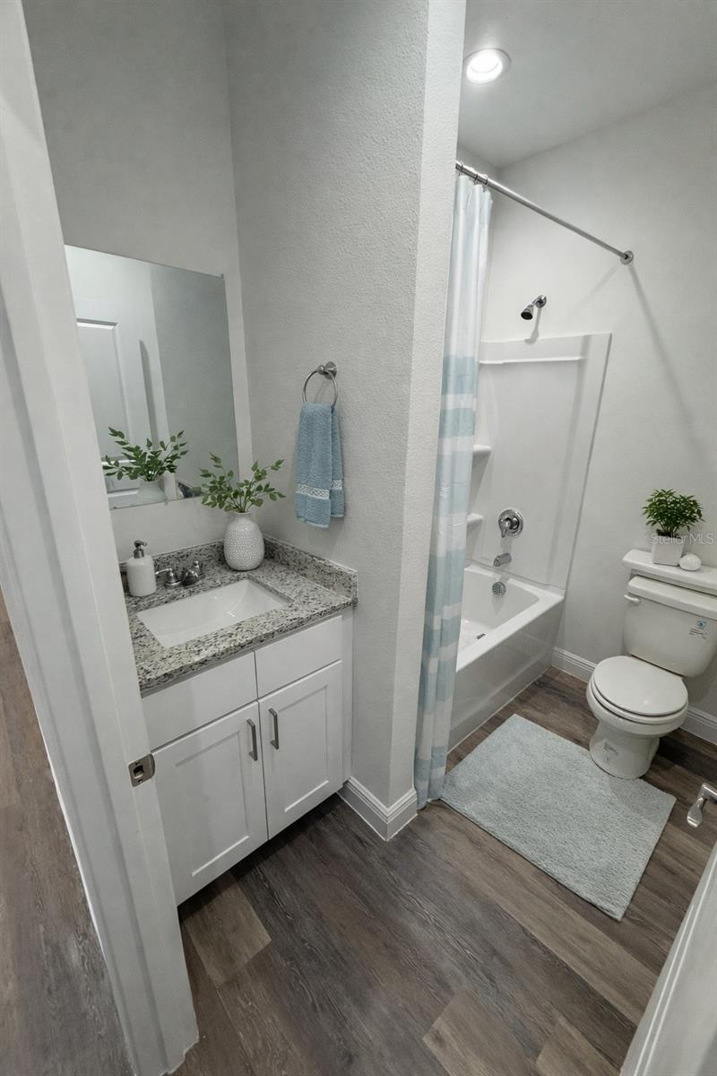 Image 22 of 30 For 2207 Mccarthy Avenue