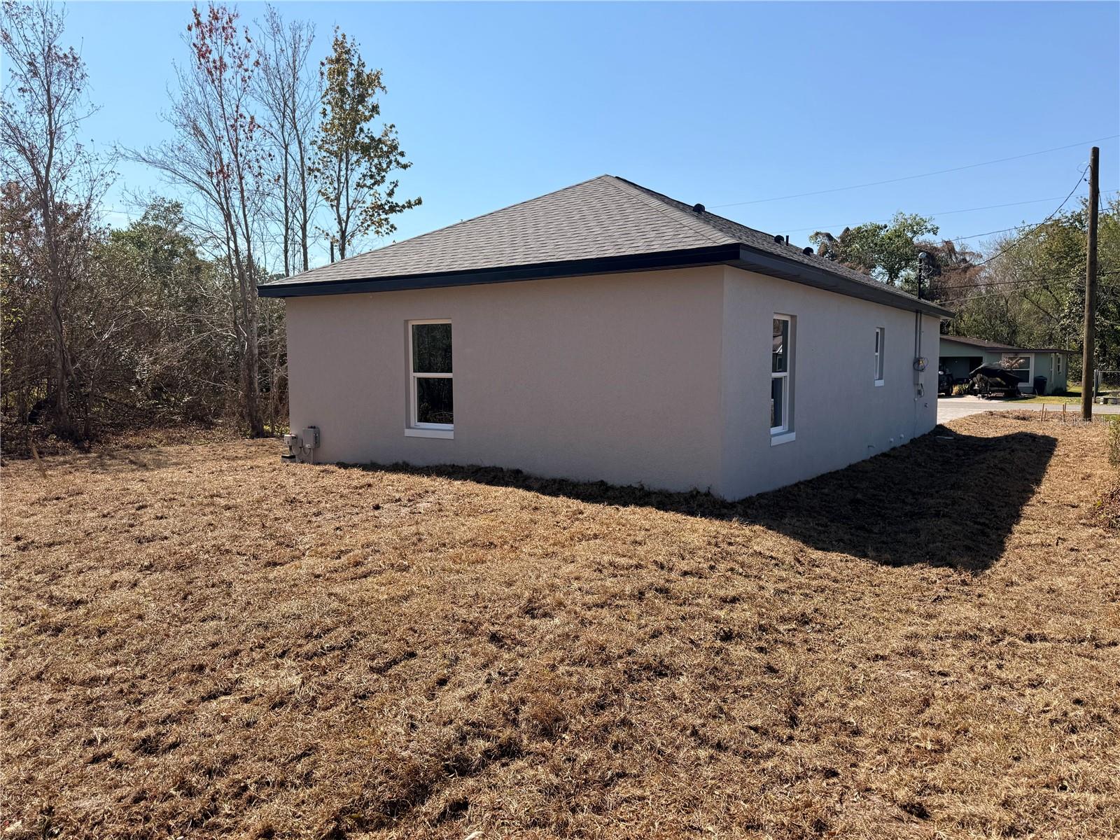 Image 9 of 30 For 2207 Mccarthy Avenue