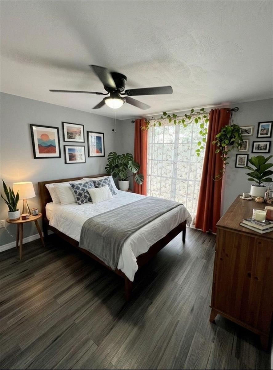 Image 17 of 33 For 4025 Grayton Drive