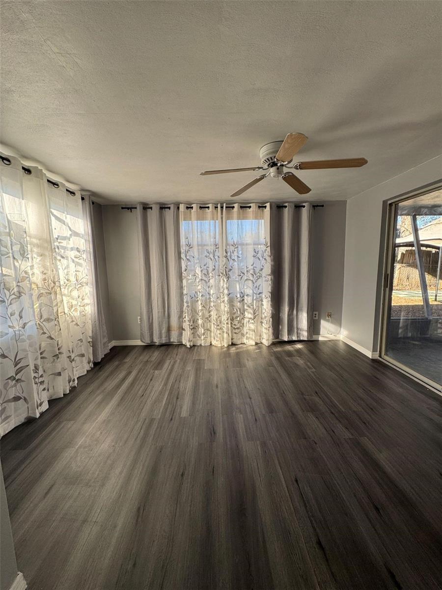 Image 19 of 33 For 4025 Grayton Drive