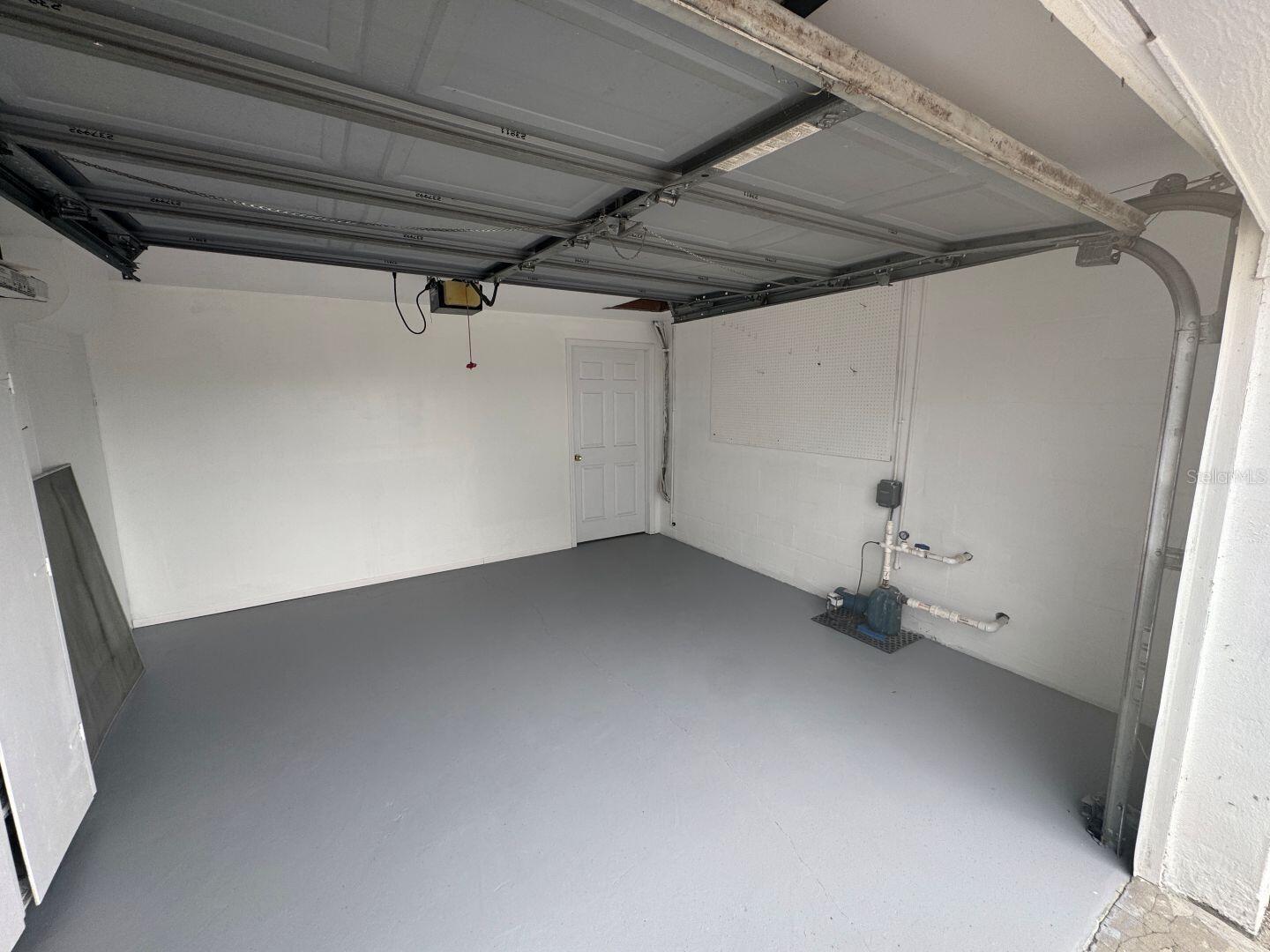 Image 25 of 33 For 4025 Grayton Drive