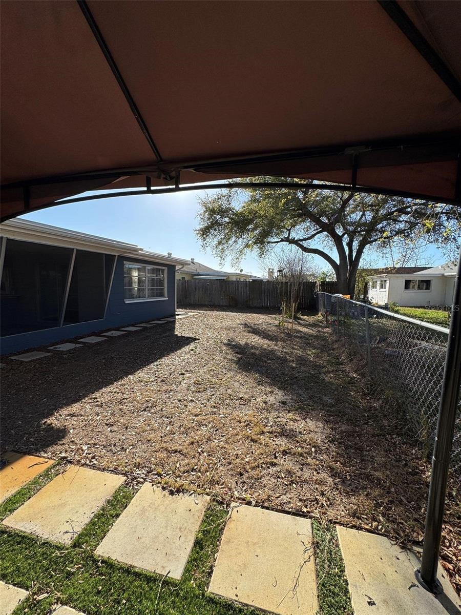 Image 31 of 33 For 4025 Grayton Drive