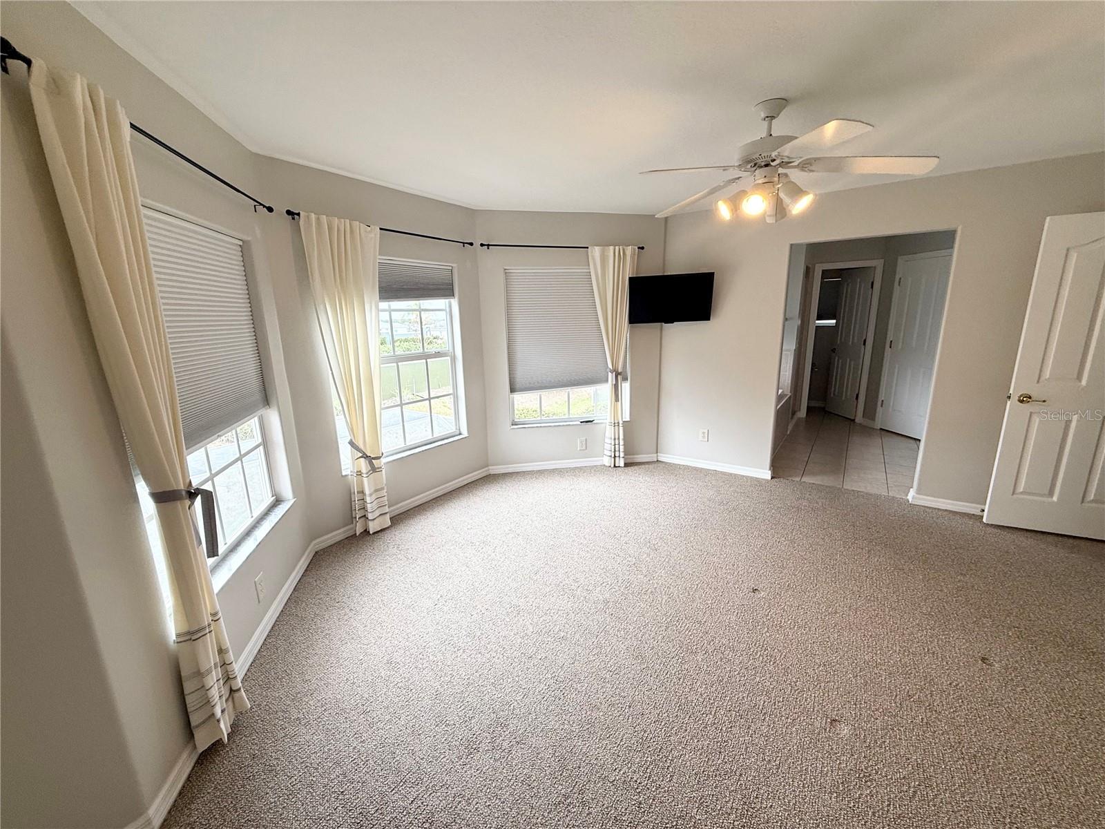 Image 18 of 41 For 104 Vista Loop