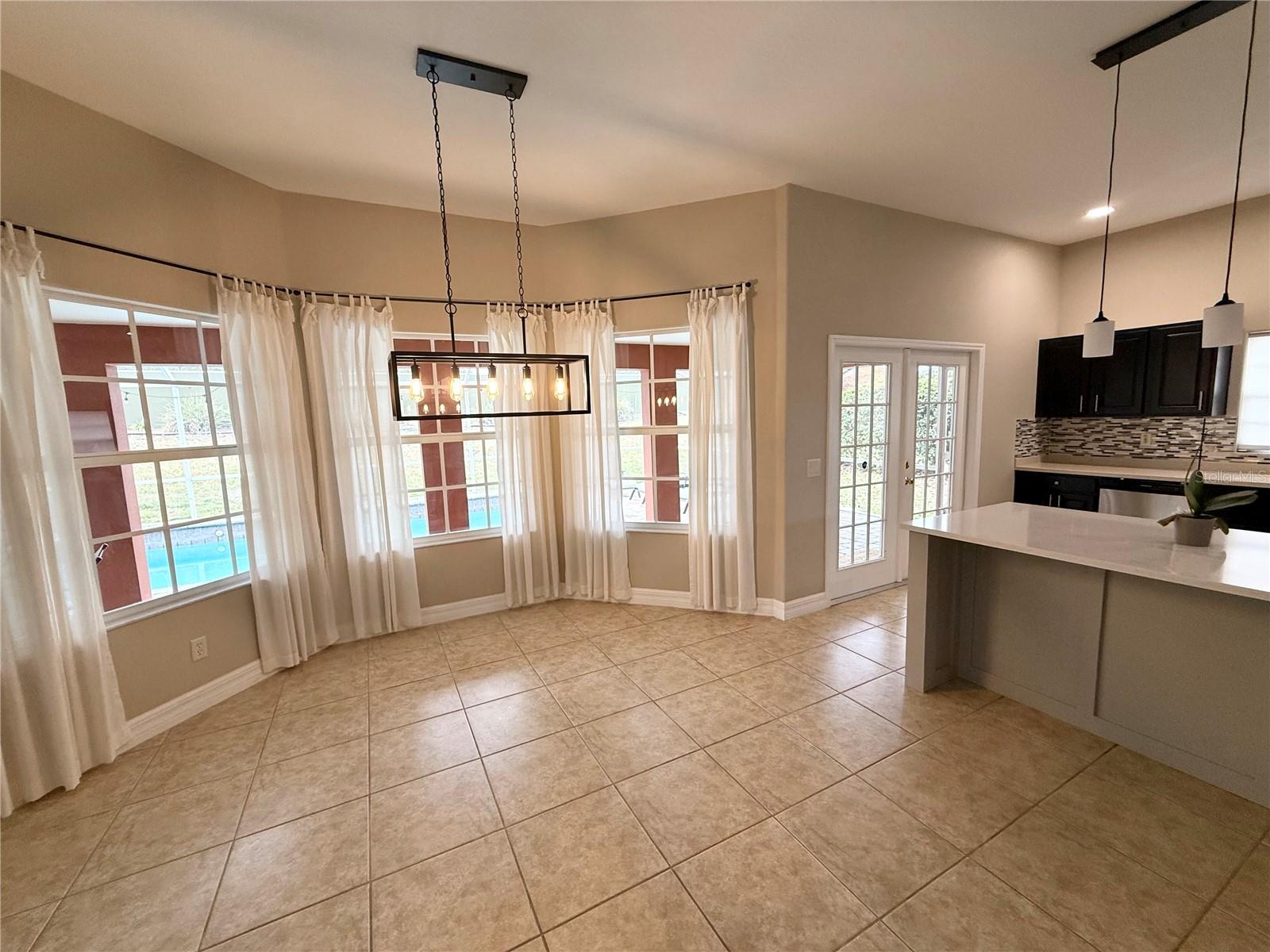 Image 8 of 41 For 104 Vista Loop