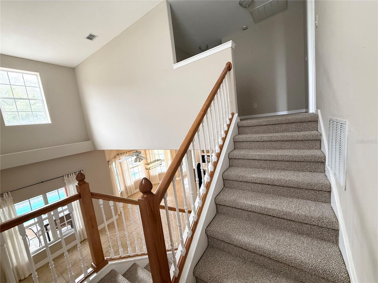 Image 9 of 41 For 104 Vista Loop