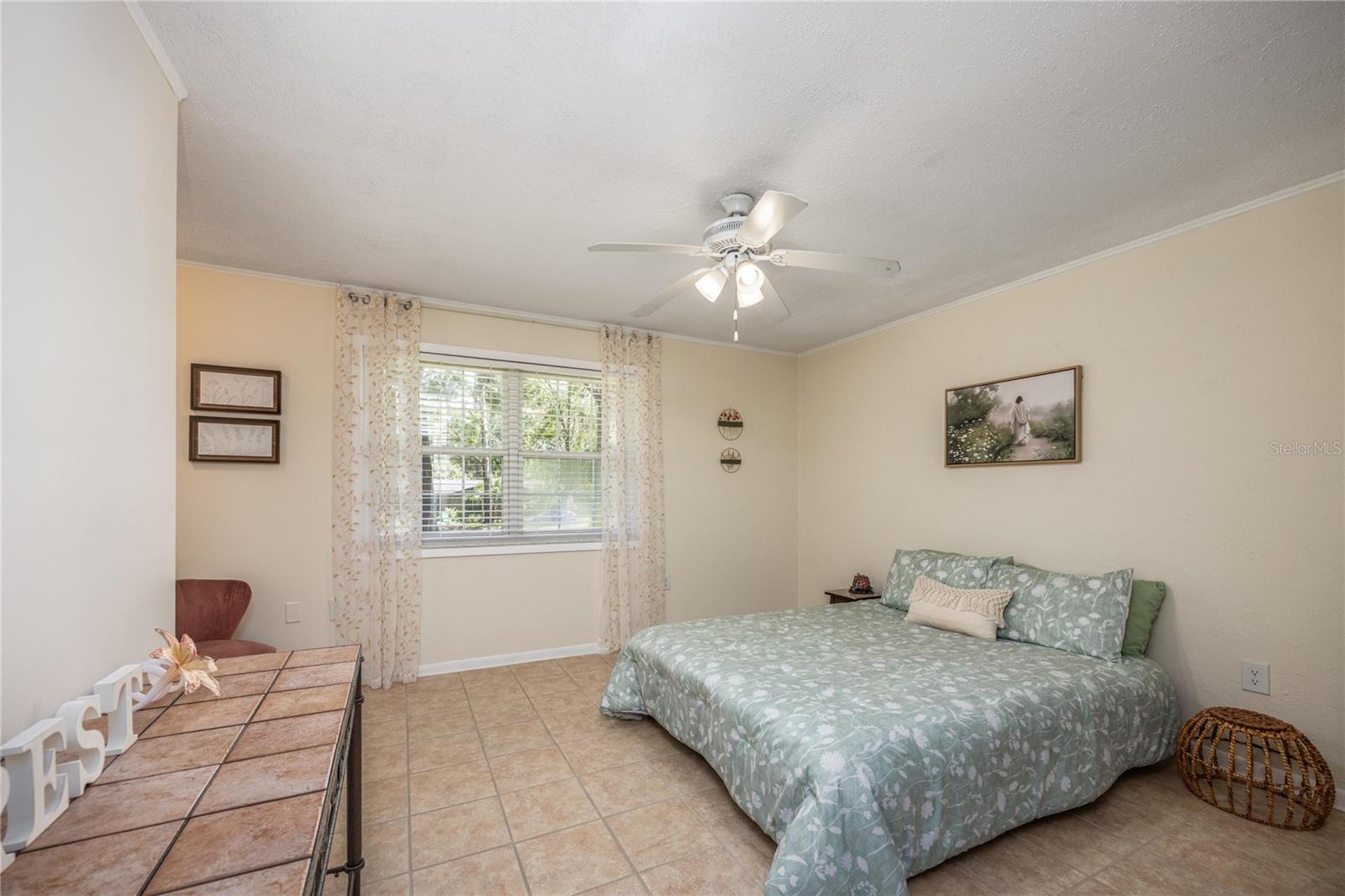 Image 27 of 36 For 450 58th Street