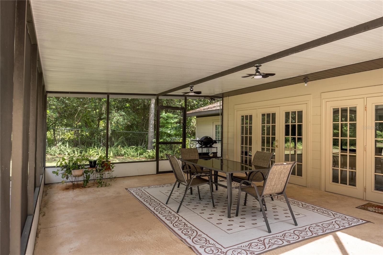 Image 32 of 36 For 450 58th Street