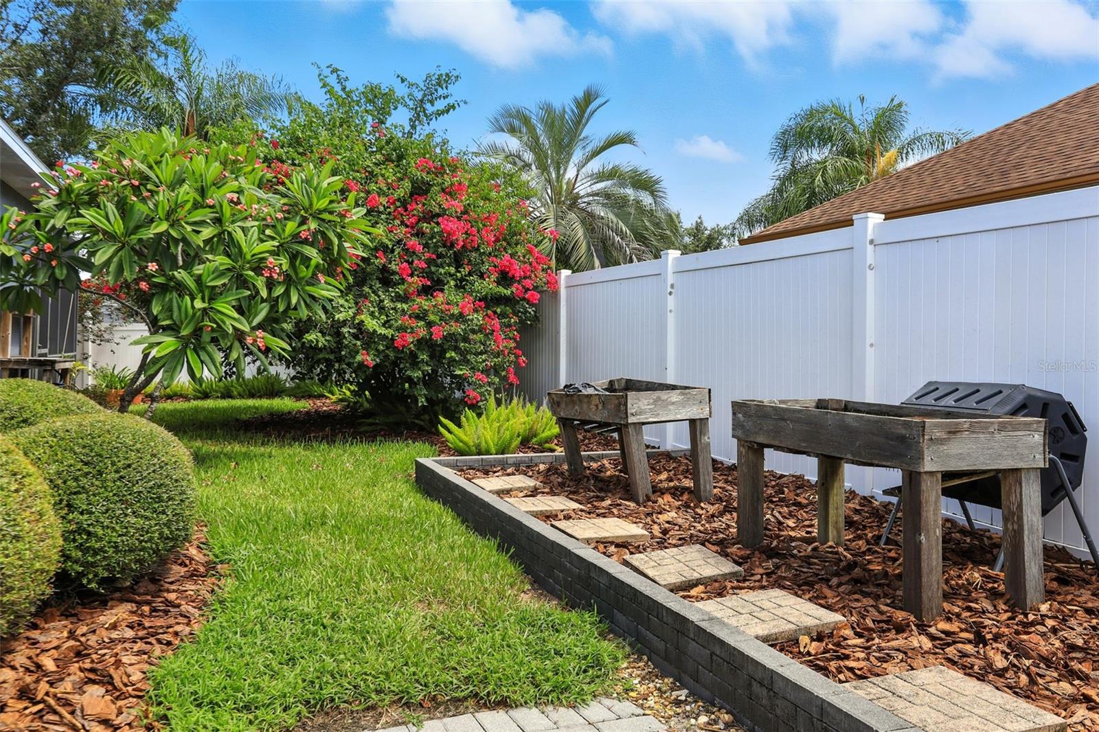 Image 42 of 63 For 1075 Chase Drive