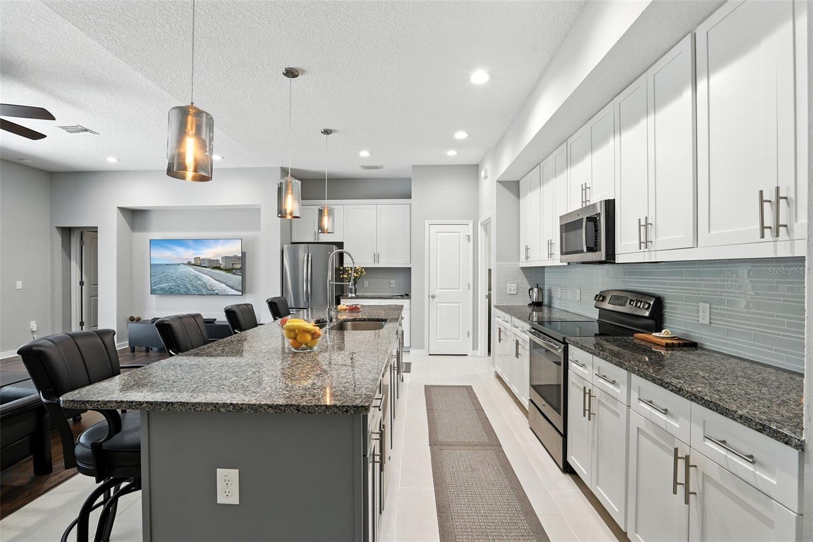 Image 7 of 63 For 1075 Chase Drive