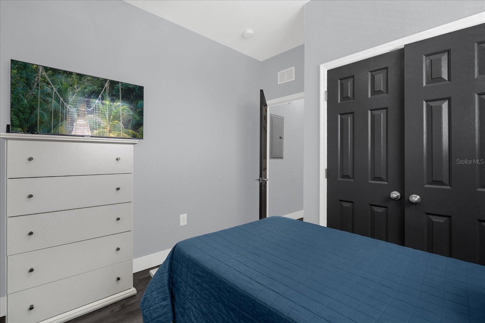 Image 17 of 25 For 7671 Comrow Street 303