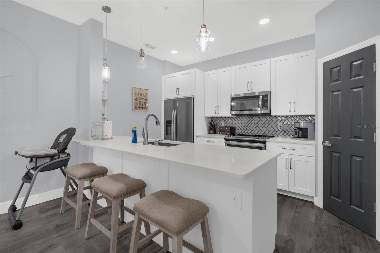 Image 3 of 25 For 7671 Comrow Street 303