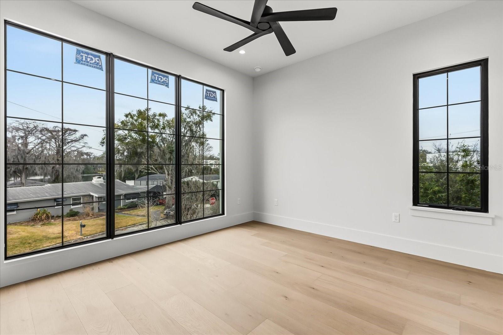 Image 23 of 46 For 629 Country Club Drive