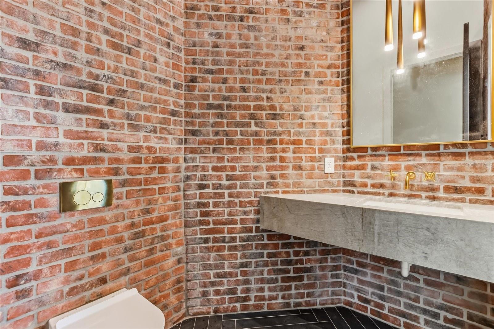 Image 43 of 46 For 629 Country Club Drive