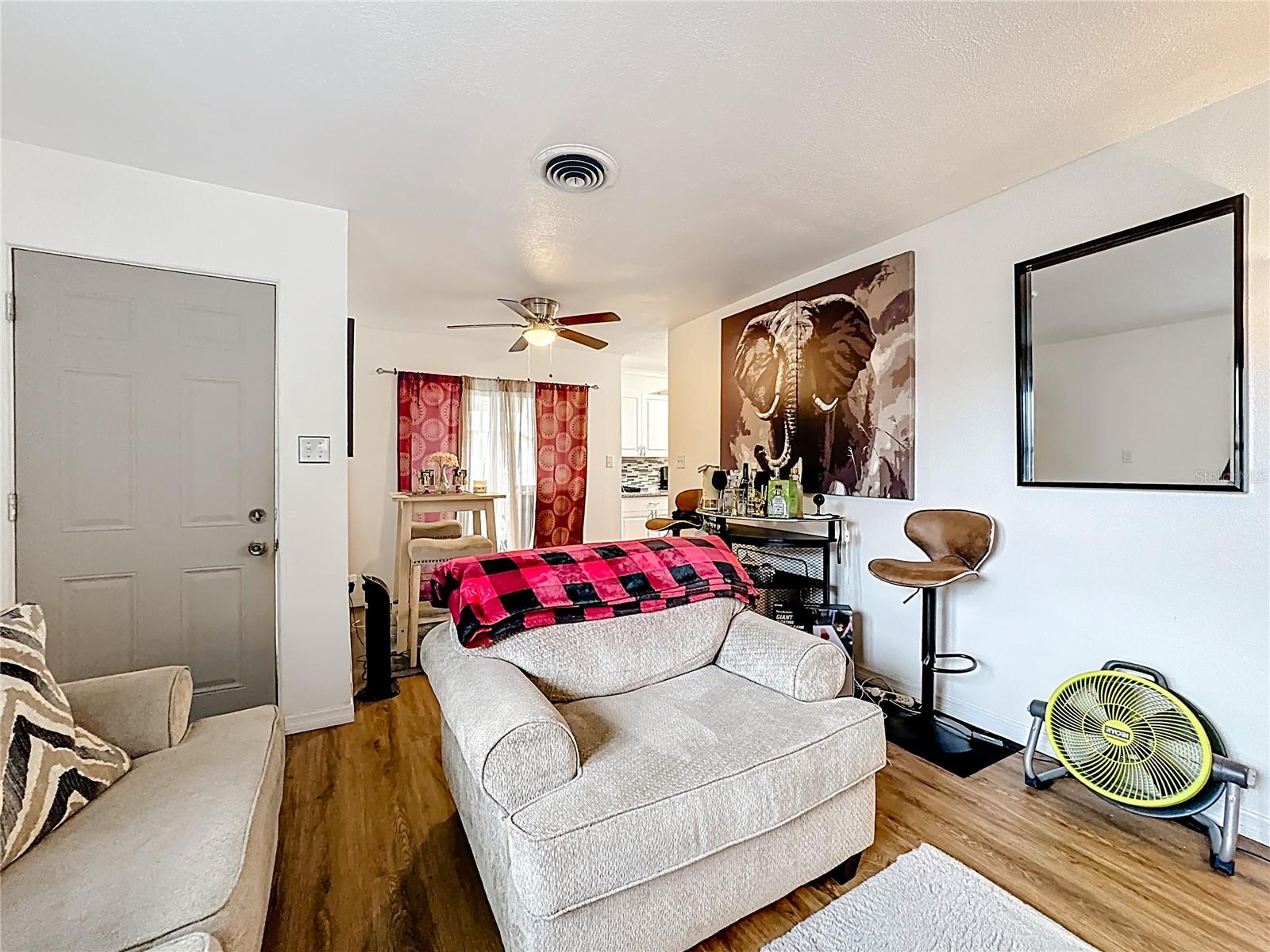 Image 9 of 35 For 741 Hillview Drive