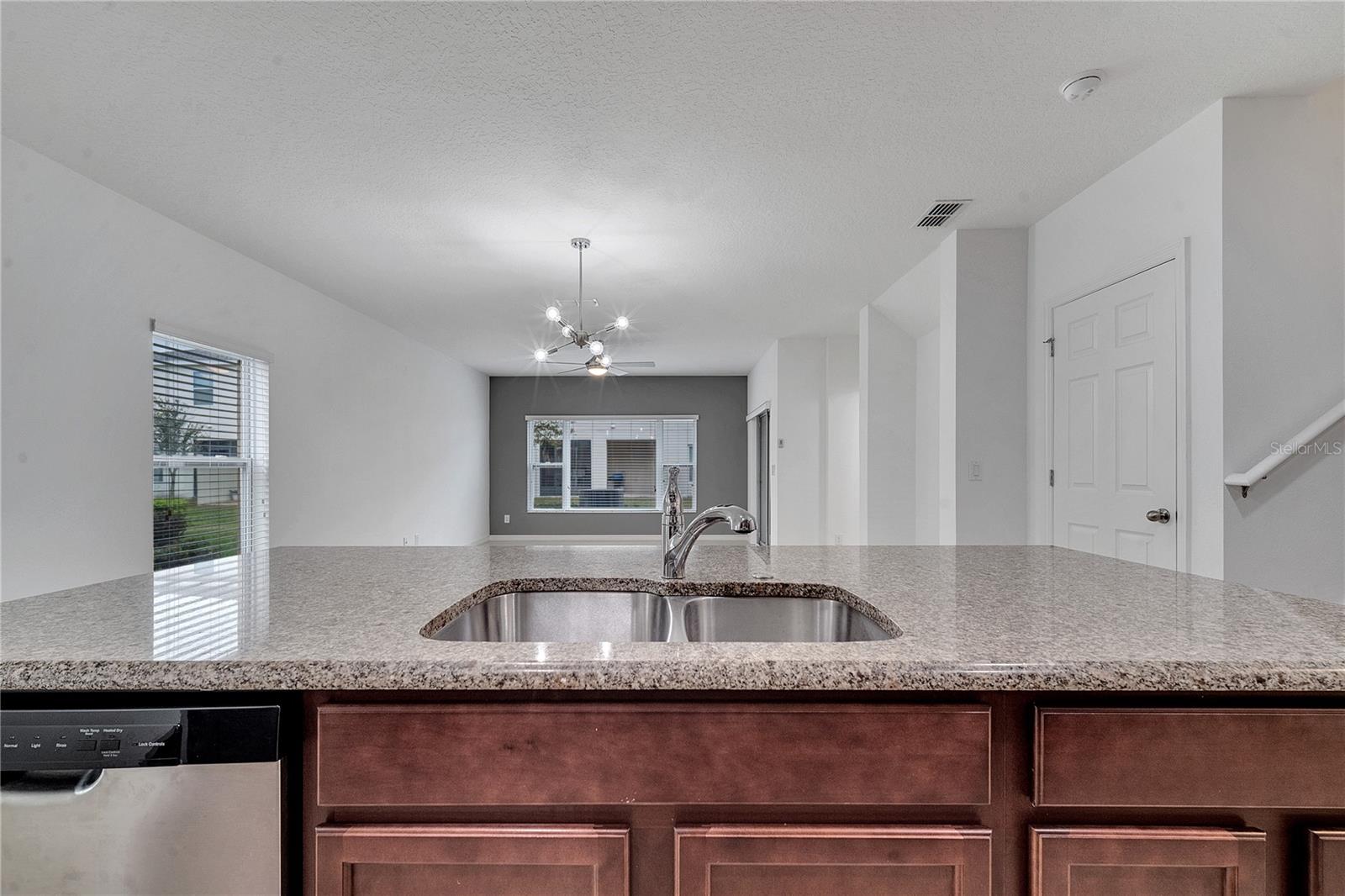 Image 16 of 49 For 1212 Pensacola Court