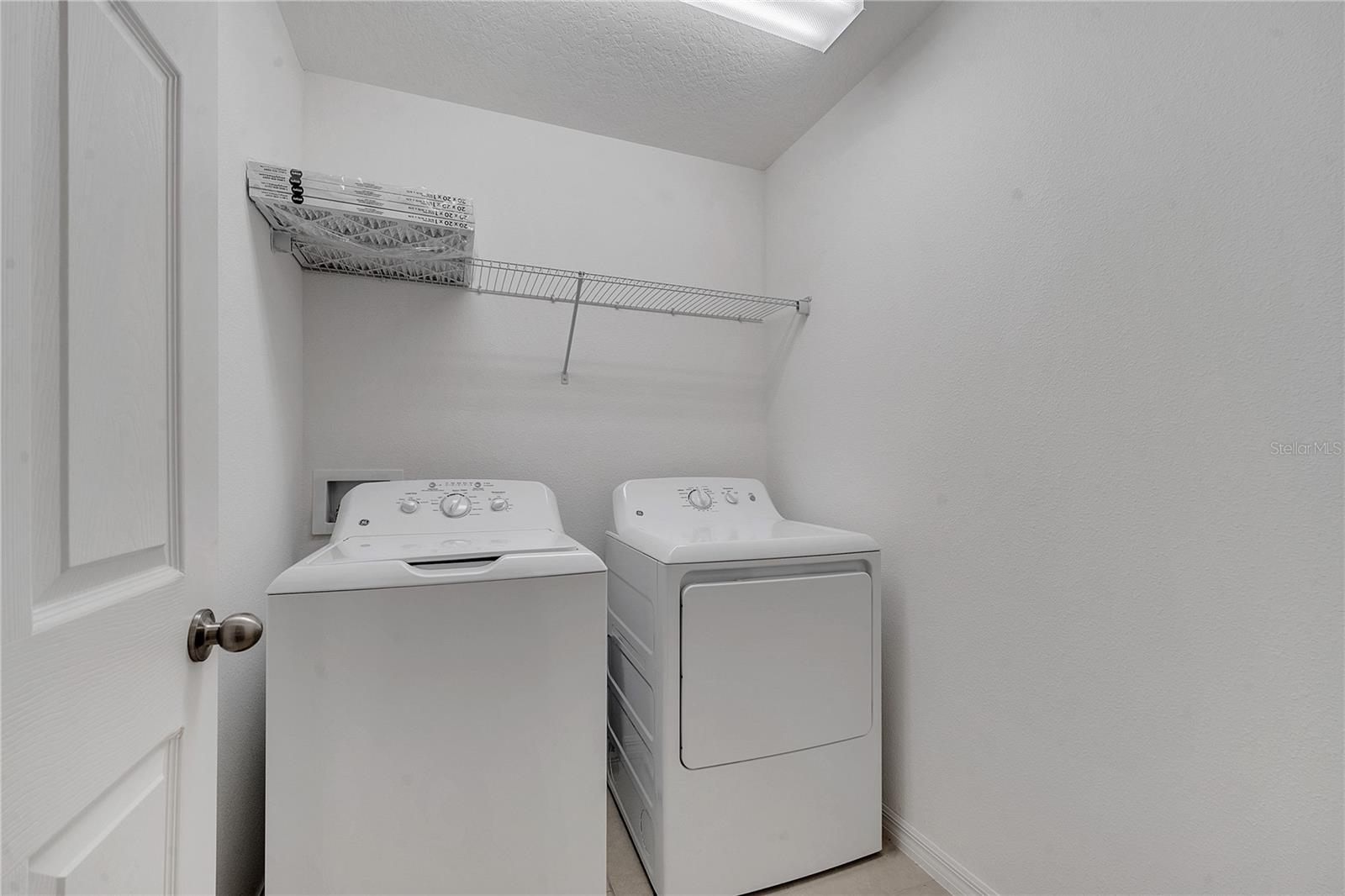 Image 32 of 49 For 1212 Pensacola Court