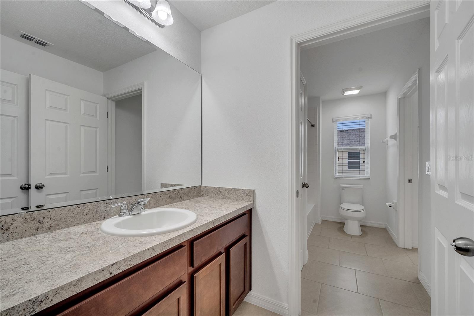 Image 34 of 49 For 1212 Pensacola Court