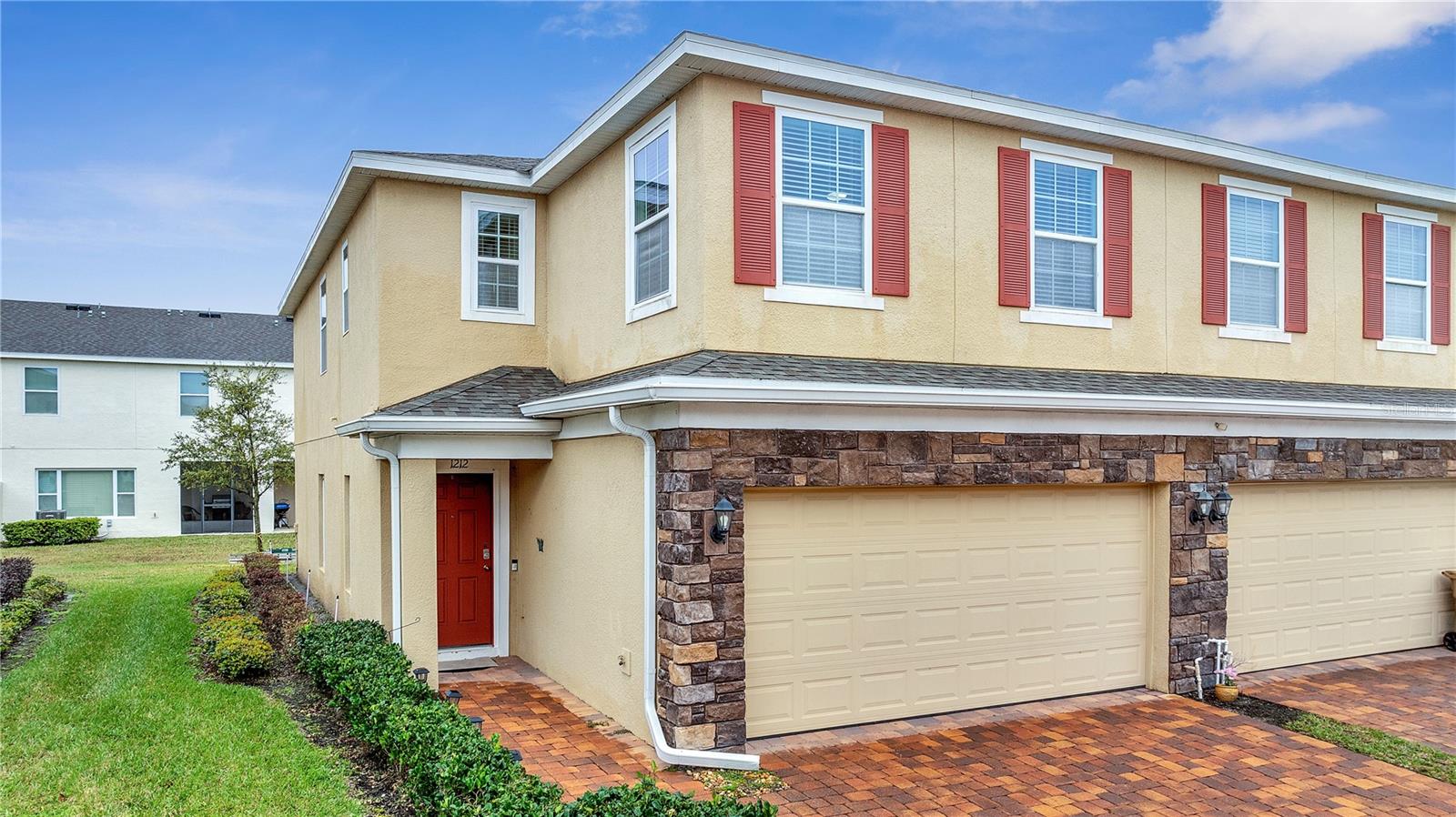 Image 4 of 49 For 1212 Pensacola Court