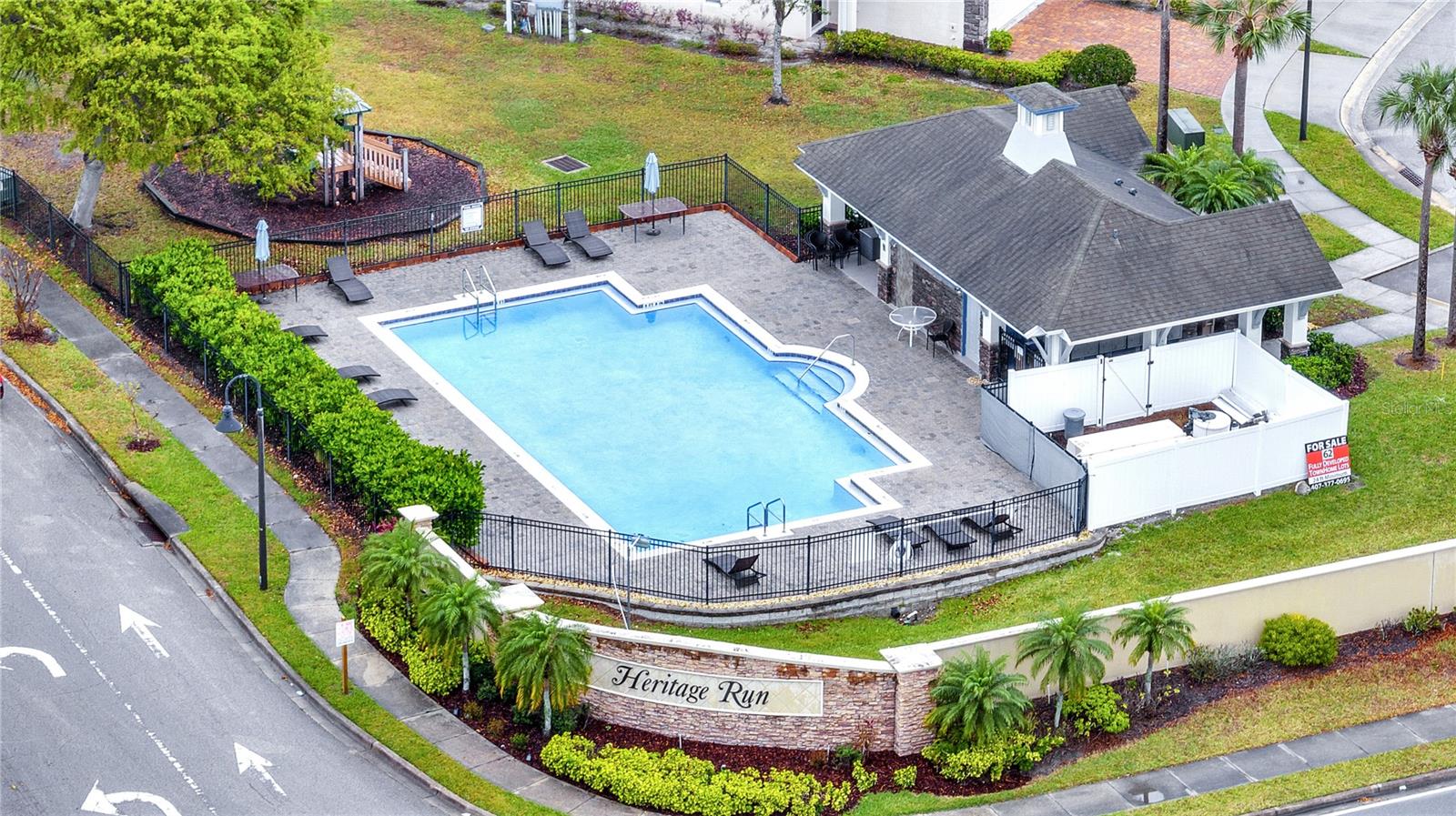 Image 47 of 49 For 1212 Pensacola Court