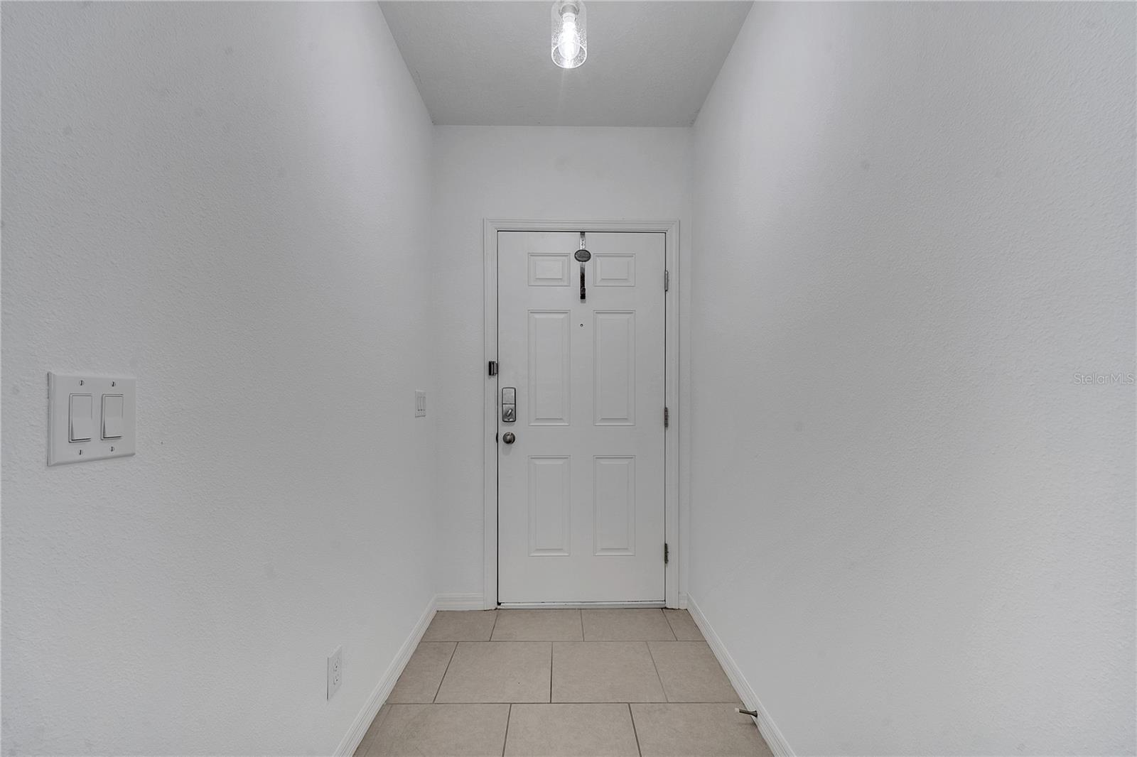 Image 7 of 49 For 1212 Pensacola Court