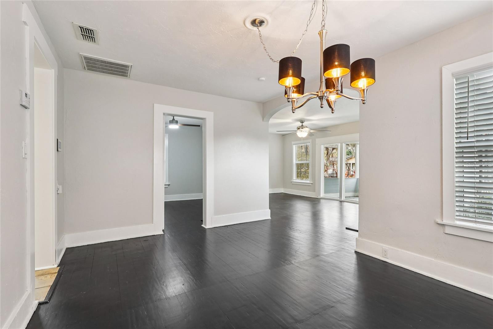 Image 10 of 31 For 137 Grant Street