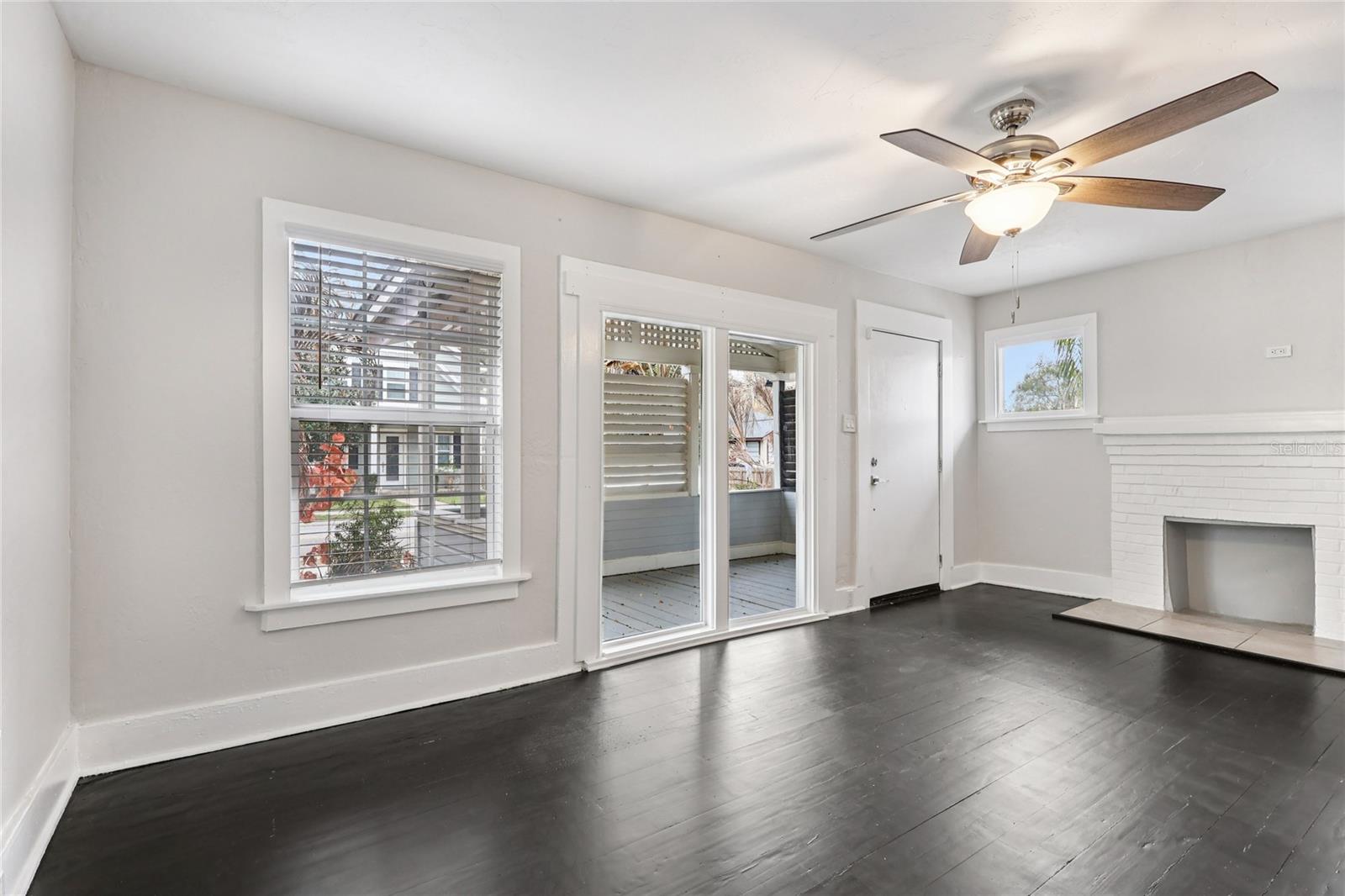 Image 7 of 31 For 137 Grant Street