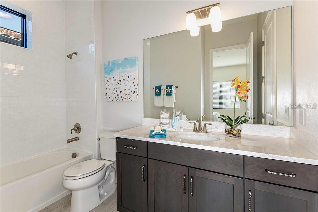 Image 14 of 18 For 8202 Via Vittoria Way