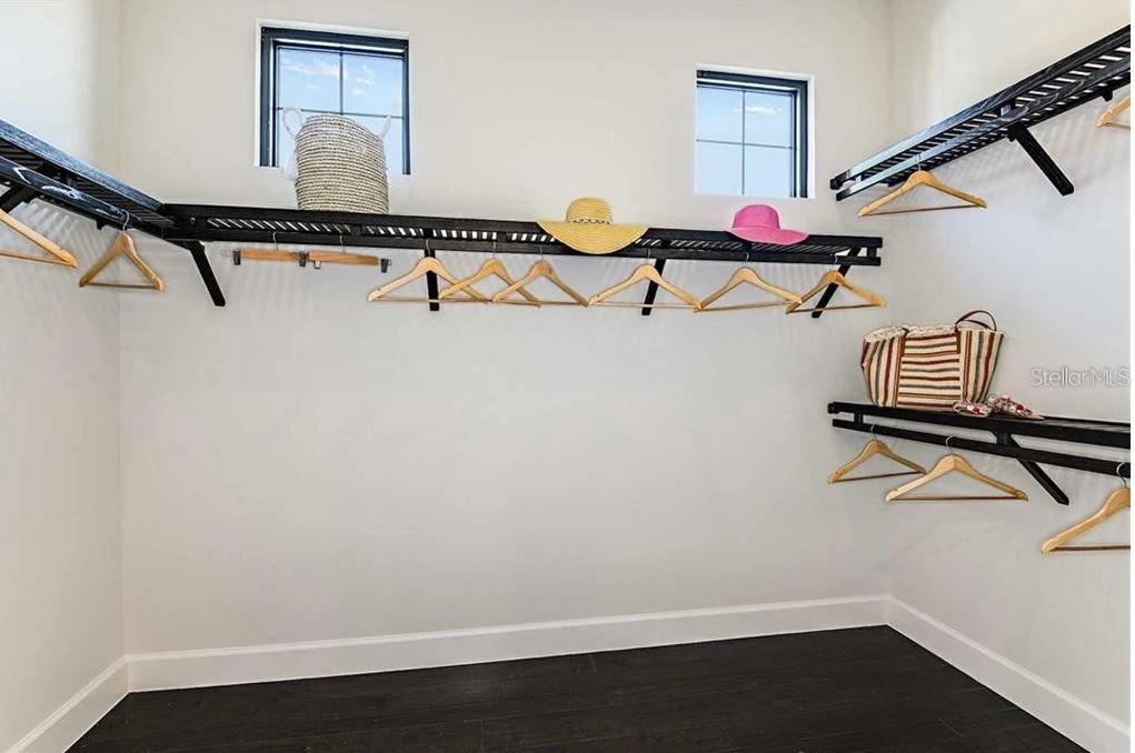 Image 9 of 18 For 8202 Via Vittoria Way