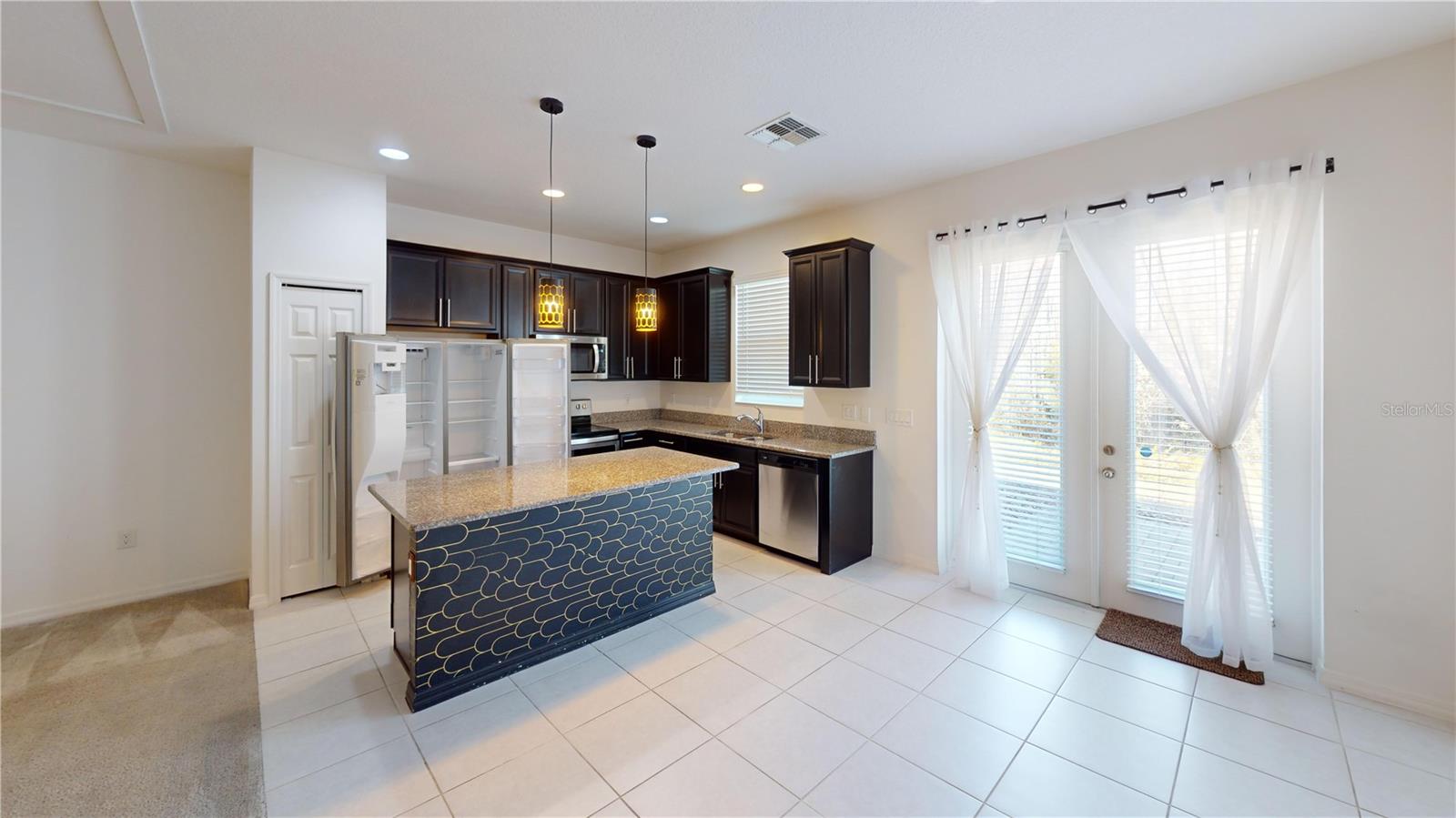 Image 3 of 15 For 2535 Sedge Grass Way