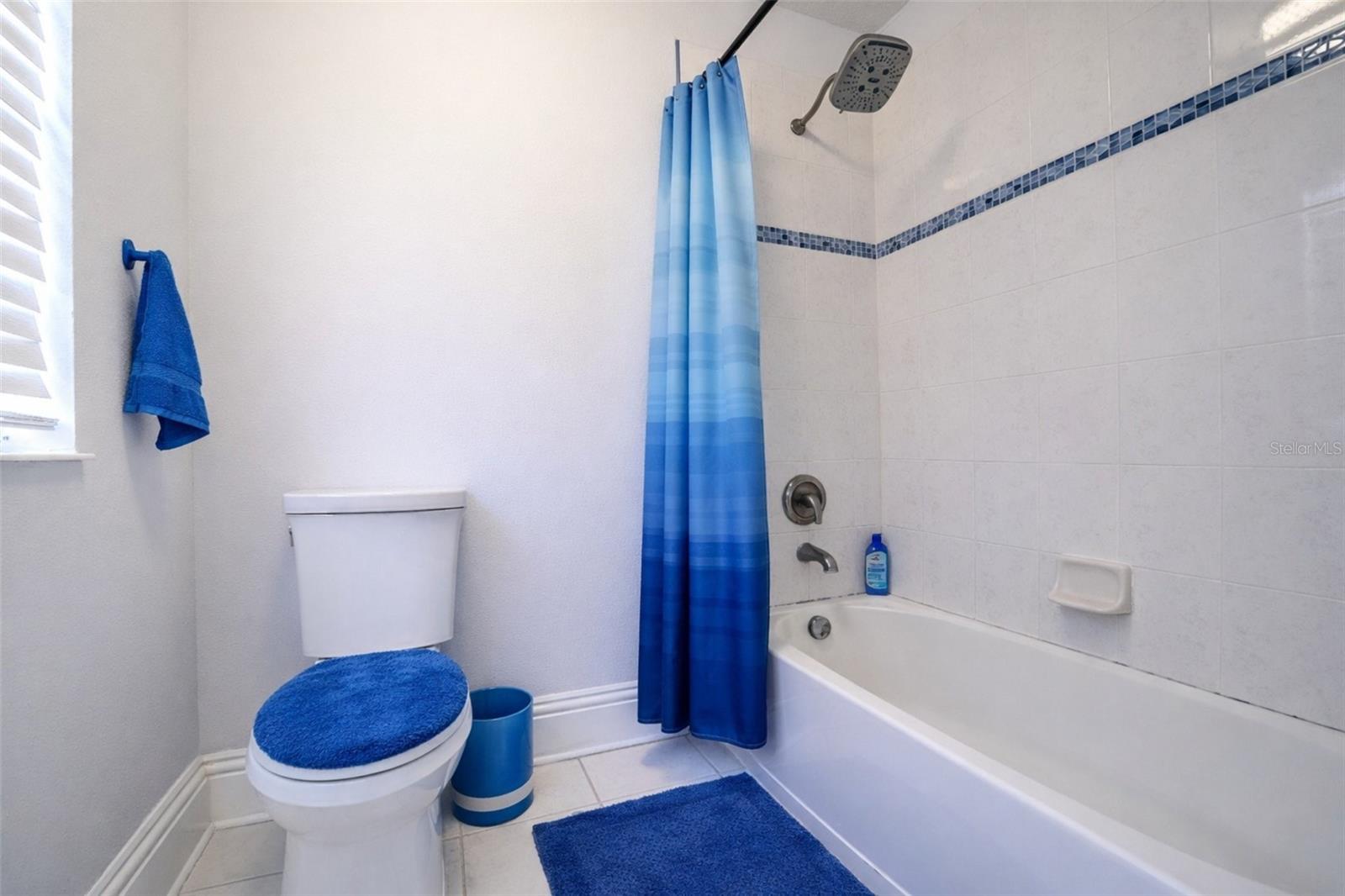 Image 32 of 37 For 6956 Lucca Street