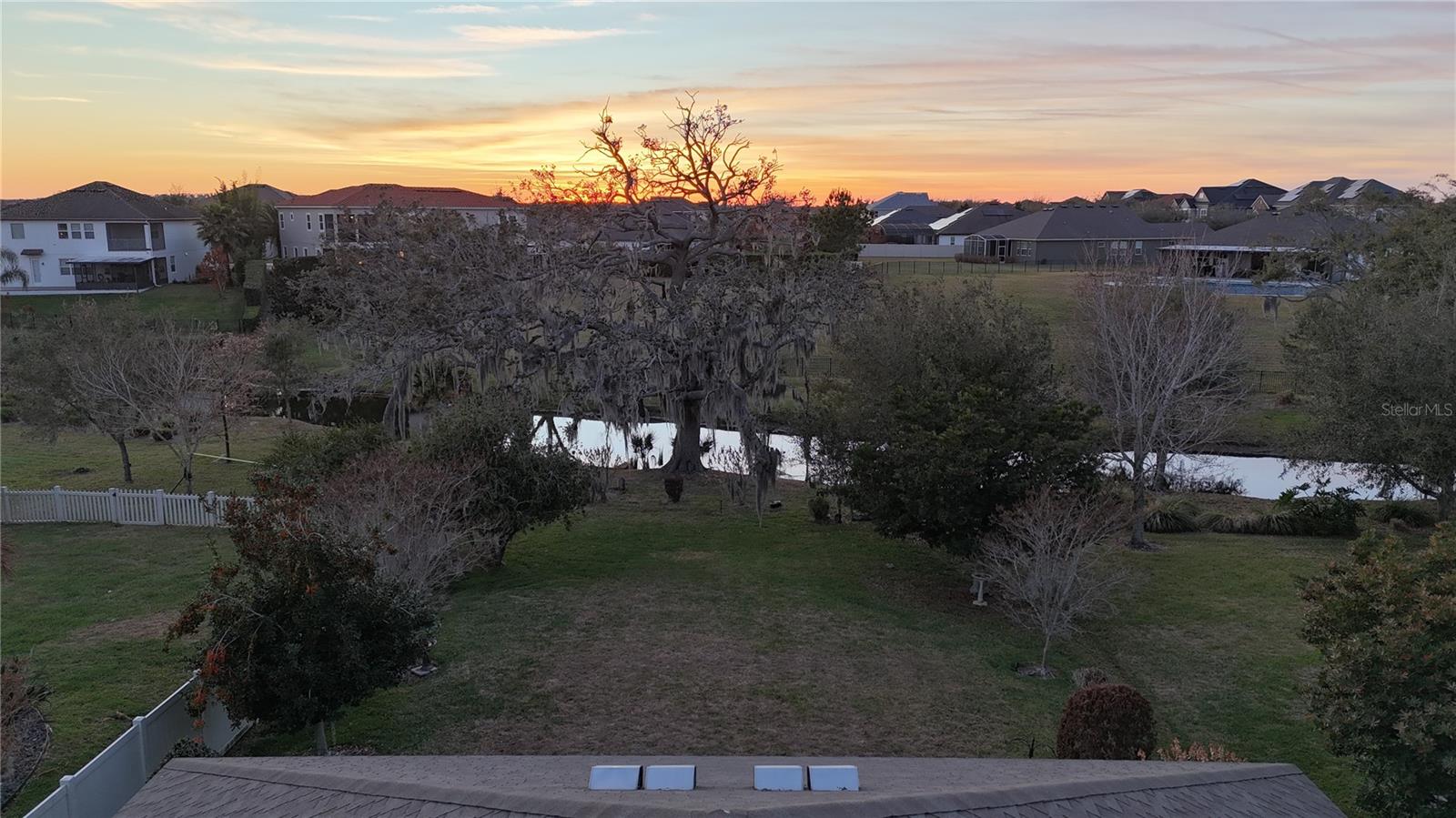 Image 31 of 47 For 15862 Citrus Grove Loop