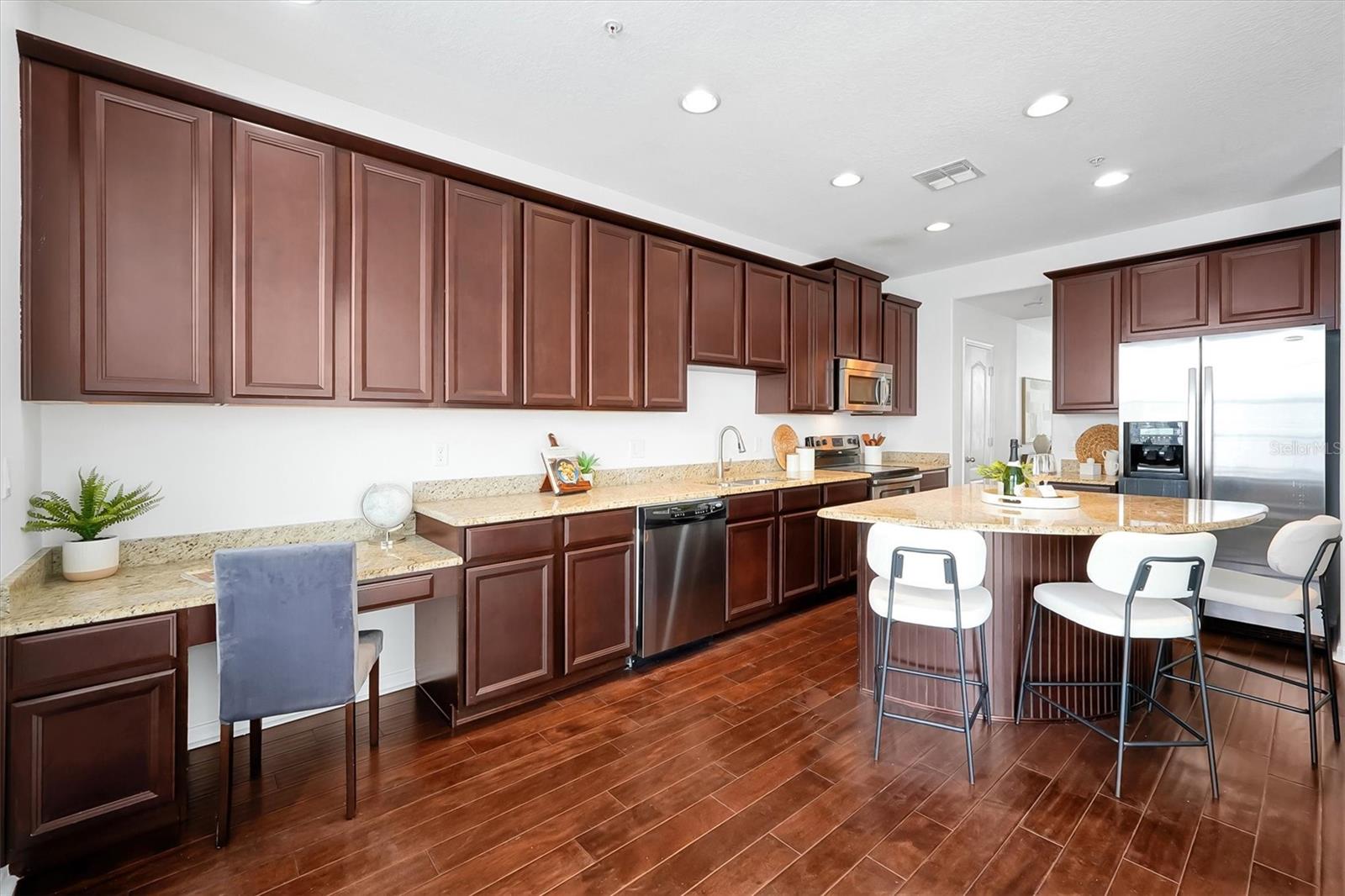 Image 14 of 49 For 2018 Brink Alley