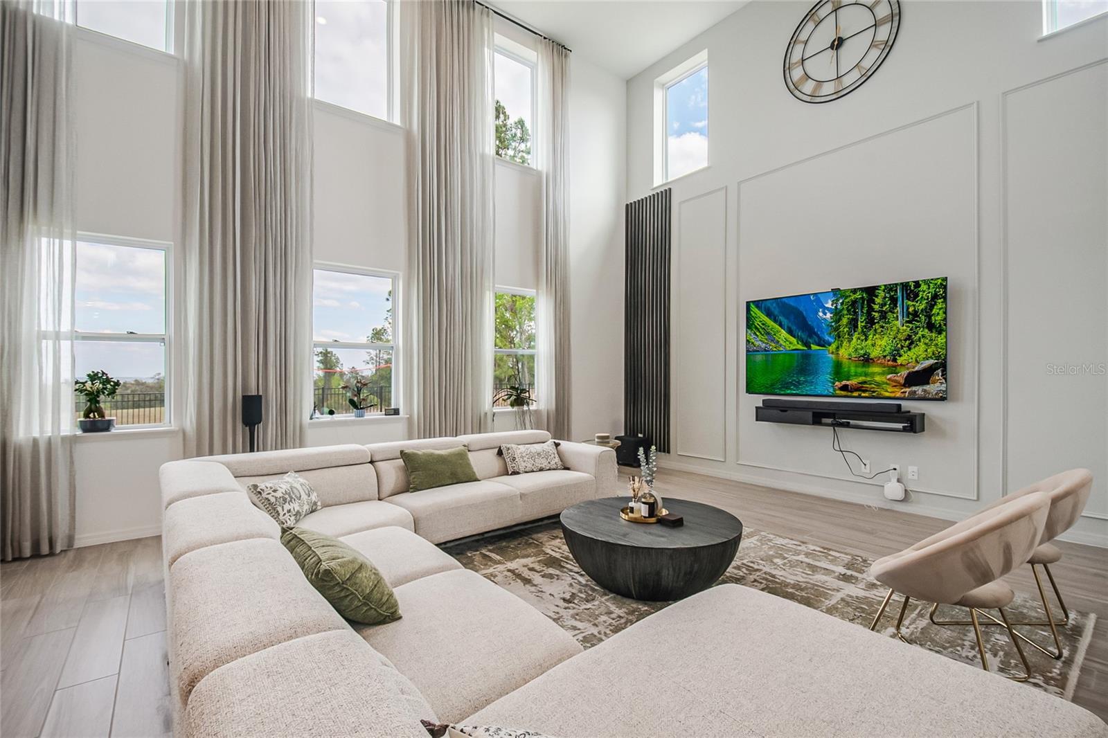 Image 18 of 64 For 2218 Gold Dust Drive