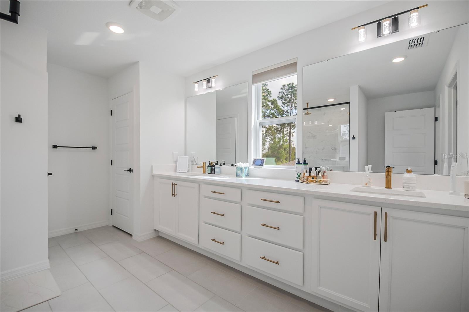 Image 30 of 64 For 2218 Gold Dust Drive