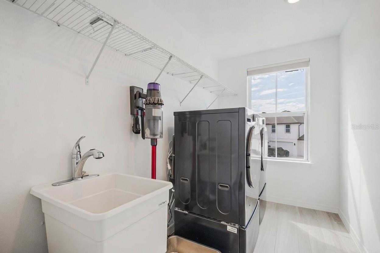 Image 46 of 64 For 2218 Gold Dust Drive