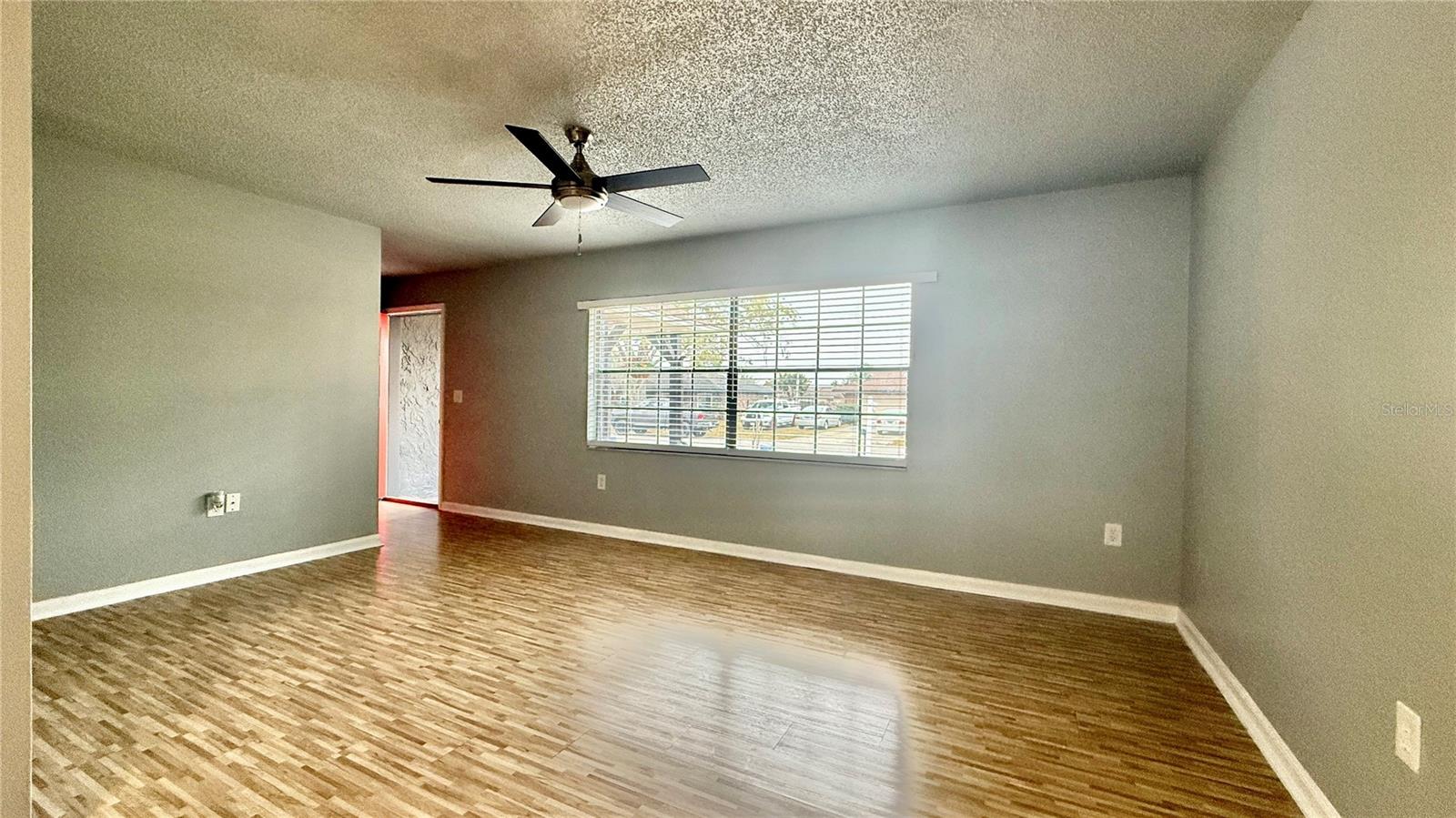 Image 12 of 49 For 2744 Middle Street