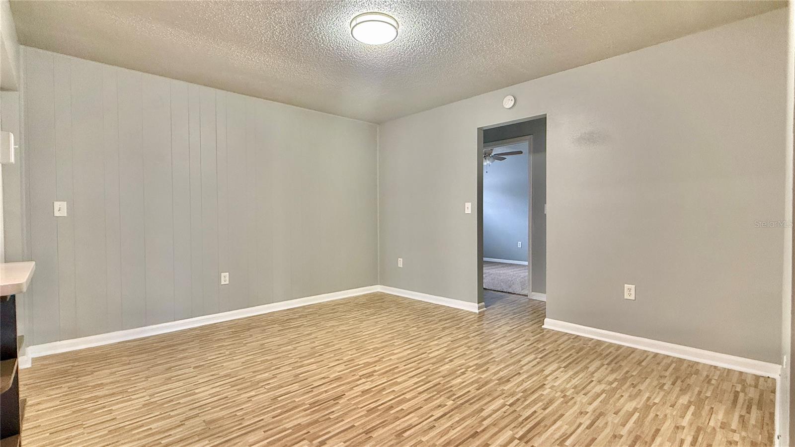 Image 23 of 49 For 2744 Middle Street