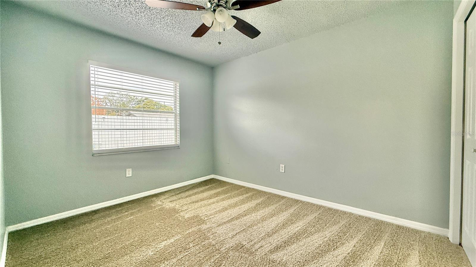 Image 31 of 49 For 2744 Middle Street