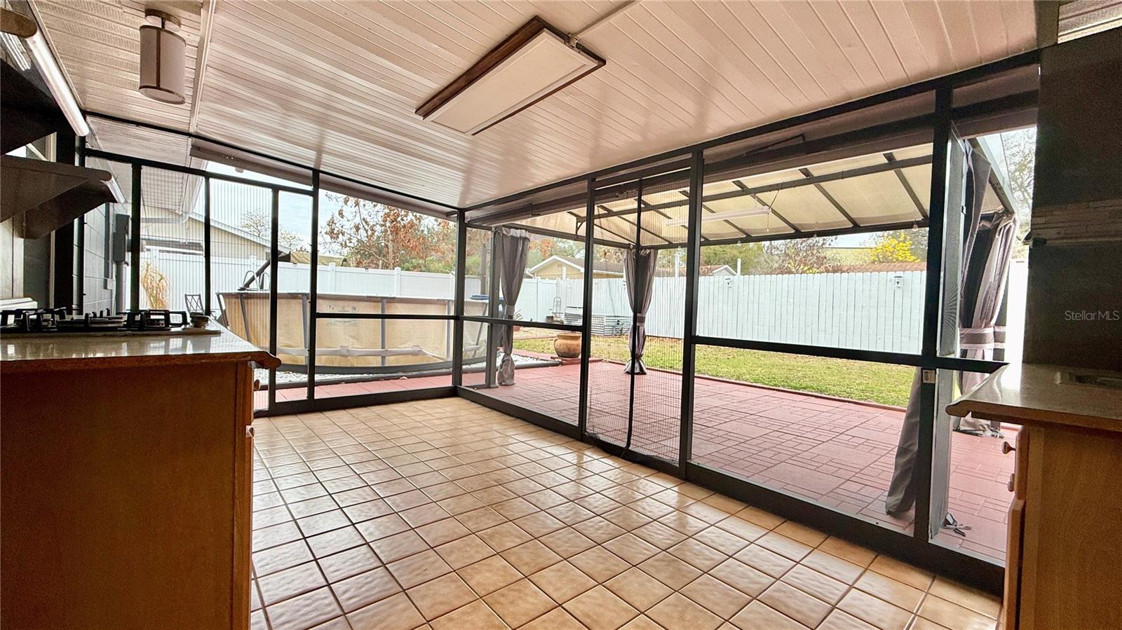 Image 37 of 49 For 2744 Middle Street