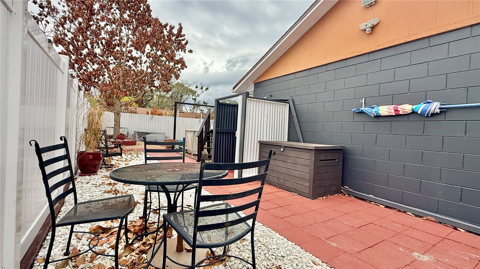 Image 45 of 49 For 2744 Middle Street